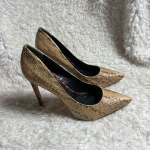 Rachel Roy multi color light pink &gray leather snake skin print heels SZ9.5